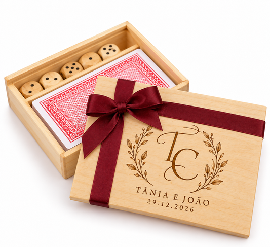 Conjunto Madeira Cartas e Dados